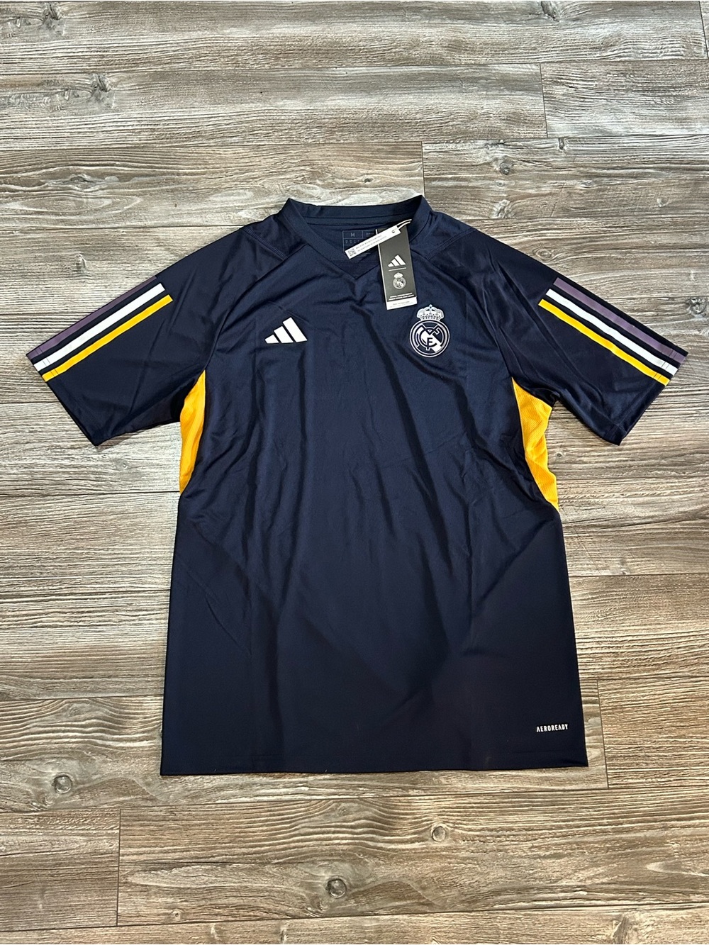 Real Madrid Authentic Adidas 2023/2024 Training Jersey Size Medium NWT